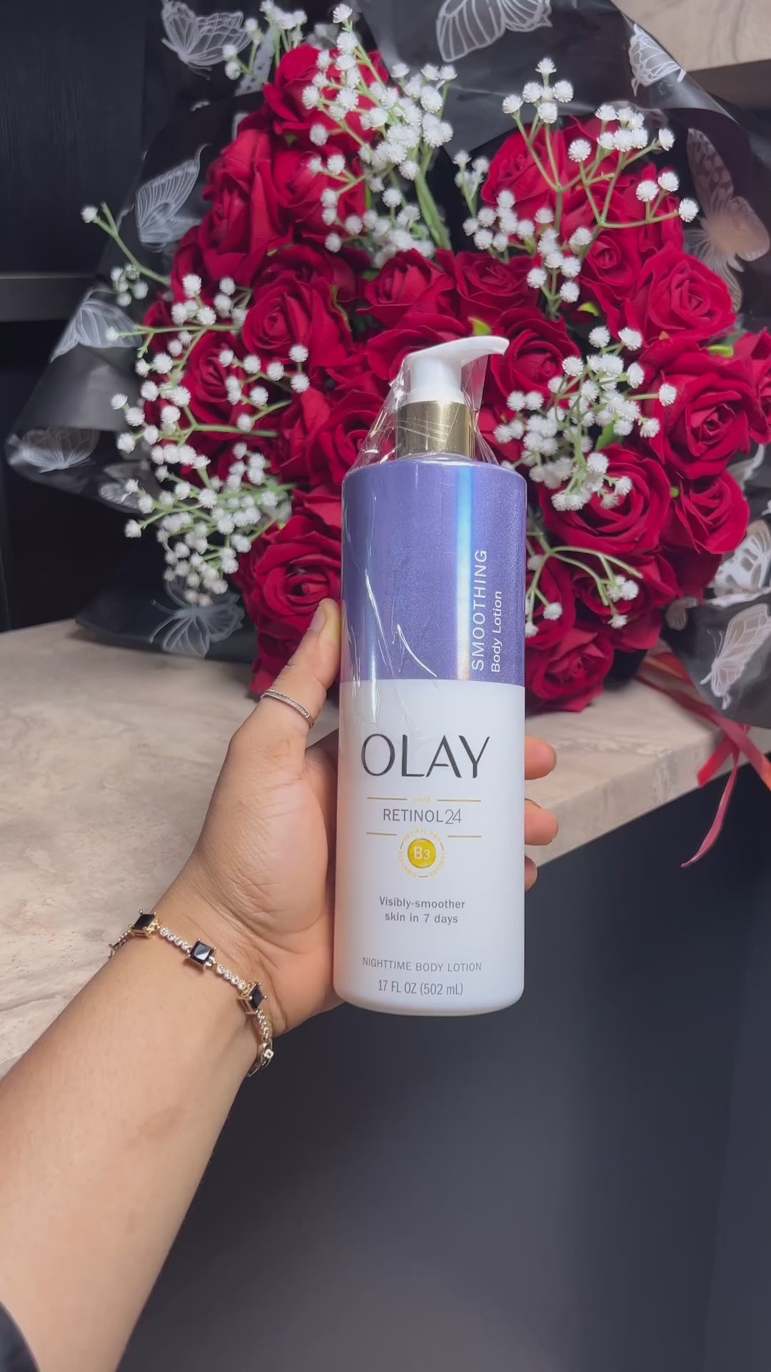 Lotion lissante pour les mains et le corps Olay avec complexe de rétinol et de vitamine B3, pour tous les types de peau, 17 fl oz